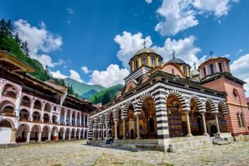 7 Best Hostels in Bulgaria - The Black Sea, Rila Monastery, Festivals & Captivating Architectures