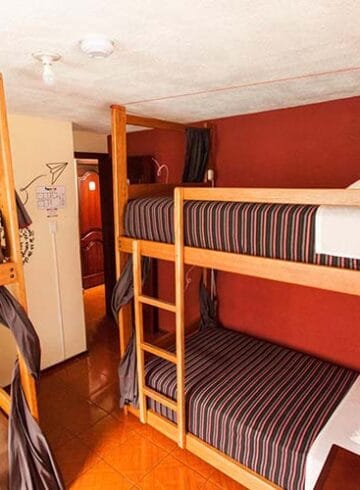 Papachos Hostel Dorm