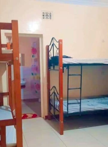 Pink Roses Garden Hostel Dorm